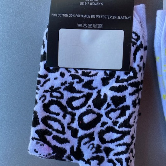 Assorted Patterned Socks Set - Picture 4 of 6